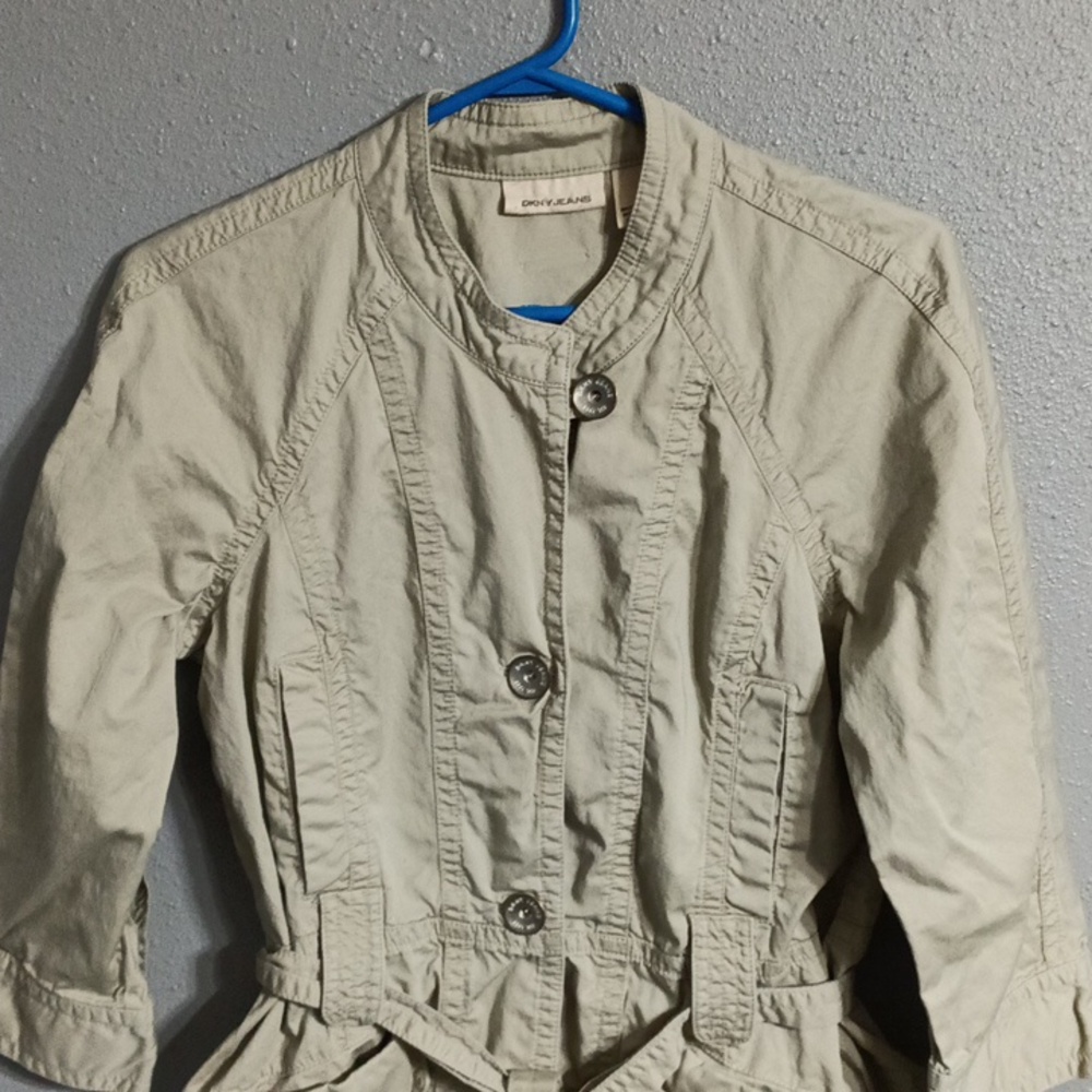 Dkny Button Down Shirt Size Medium - image 4